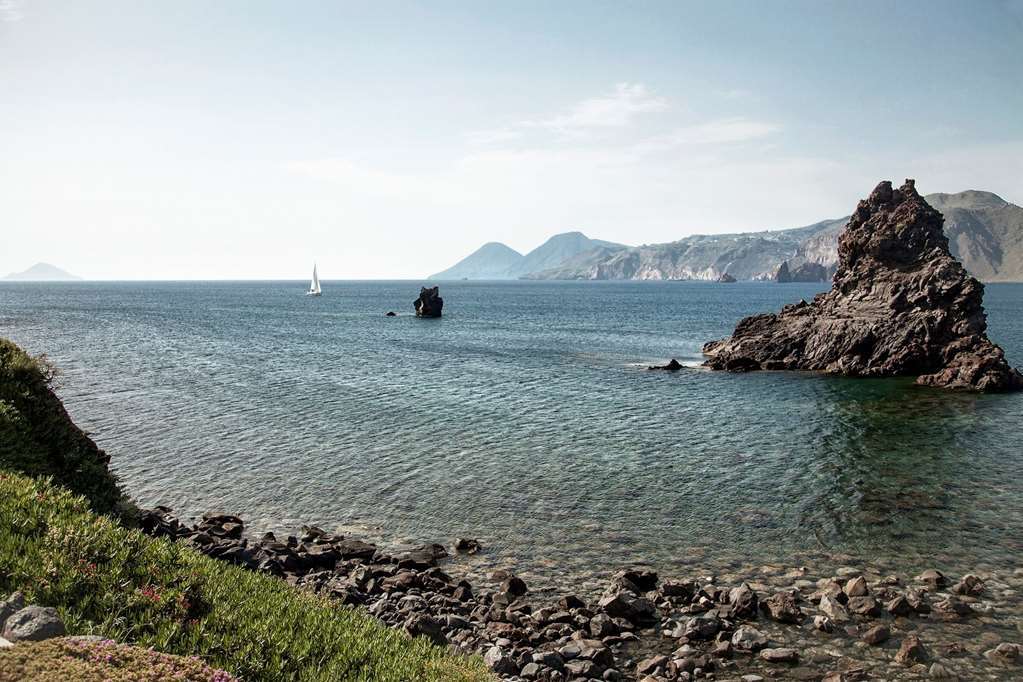 Mari Del Sud Resort Vulcano  Exterior photo