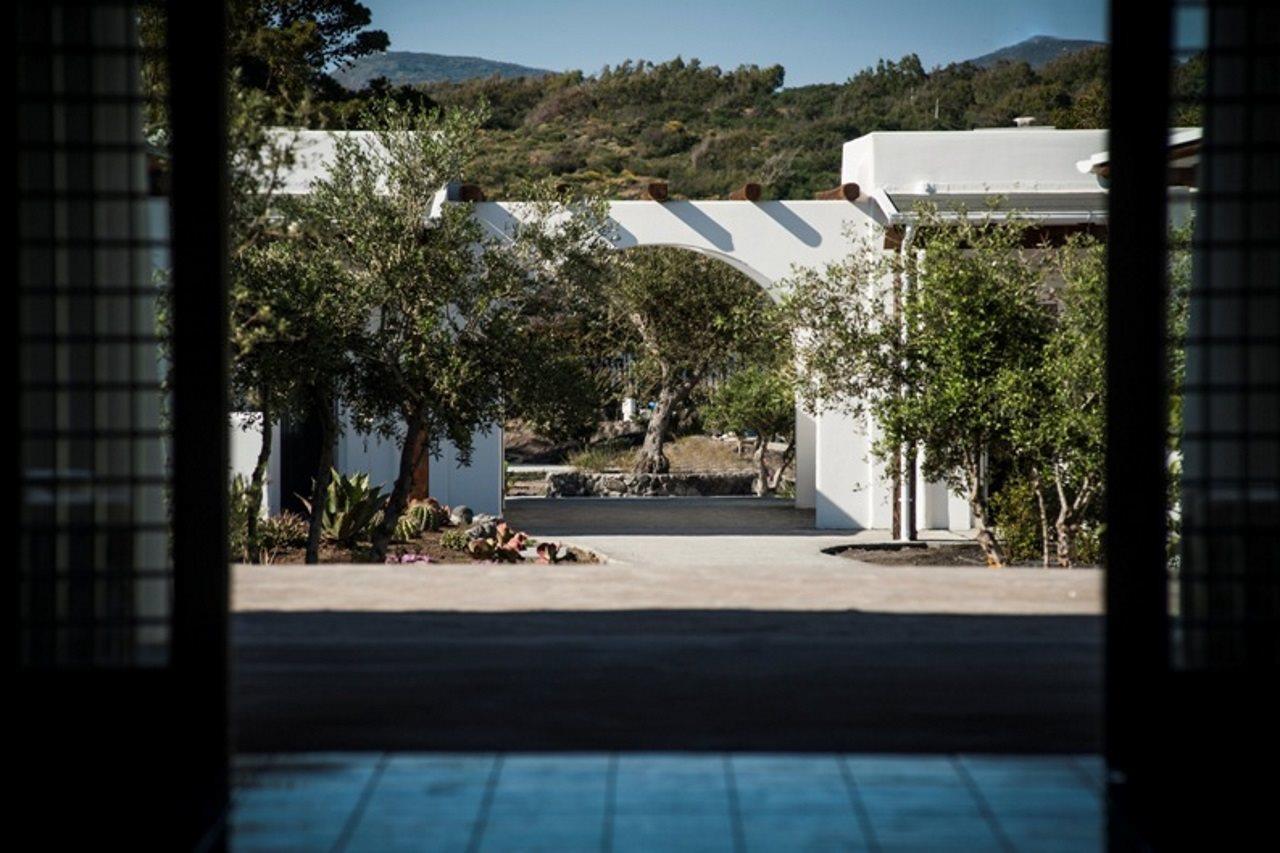 Mari Del Sud Resort Vulcano  Exterior photo